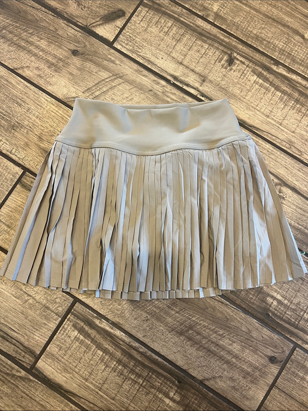 Women's Tennis Skirt in Beige